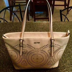 Nine West “Blush” Standing Cutout Classic Bag